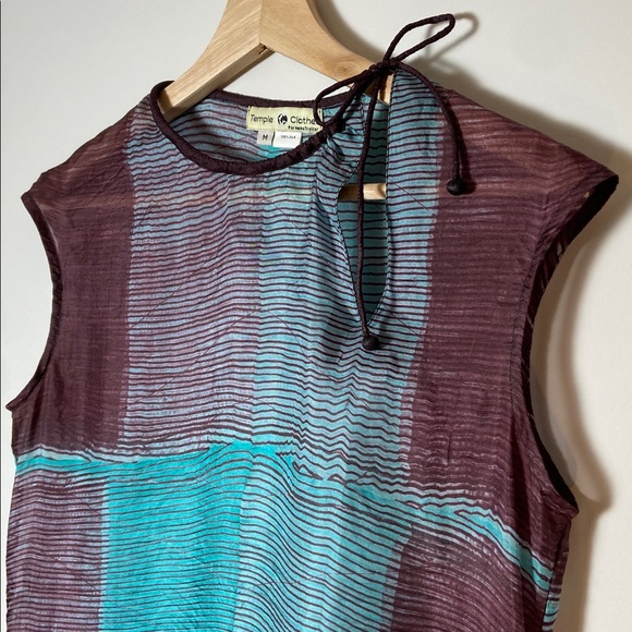 100% Silk Dress - Picture 2 of 6